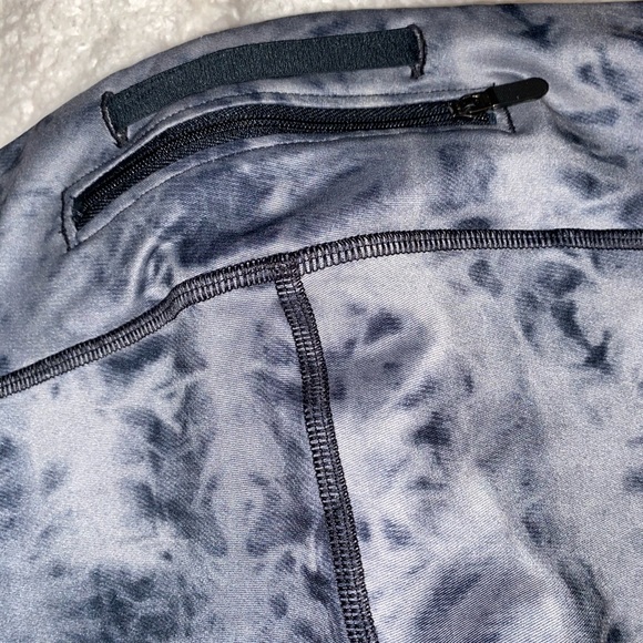 Under armor leggings - Picture 2 of 4